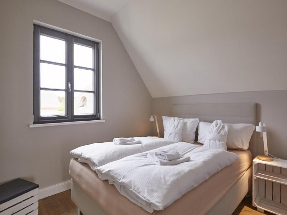 Reetland Am Meer - Premium Reetdachvilla Mit 3 Schlafzimmern, Sauna Und Kamin E24 Дранске Екстериор снимка
