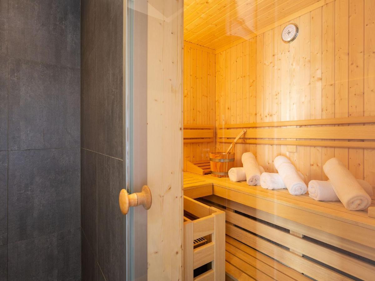 Reetland Am Meer - Premium Reetdachvilla Mit 3 Schlafzimmern, Sauna Und Kamin E24 Дранске Екстериор снимка